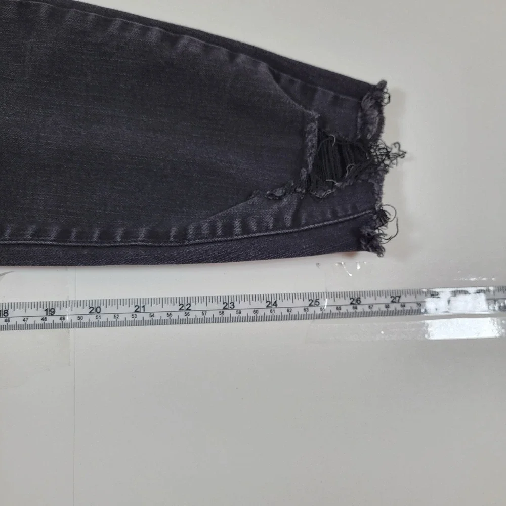 KanCan Women's Jeans Distressed Raw Hem Size 31 Black‎